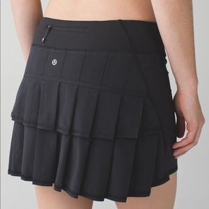 Black lululemon pace setter skort